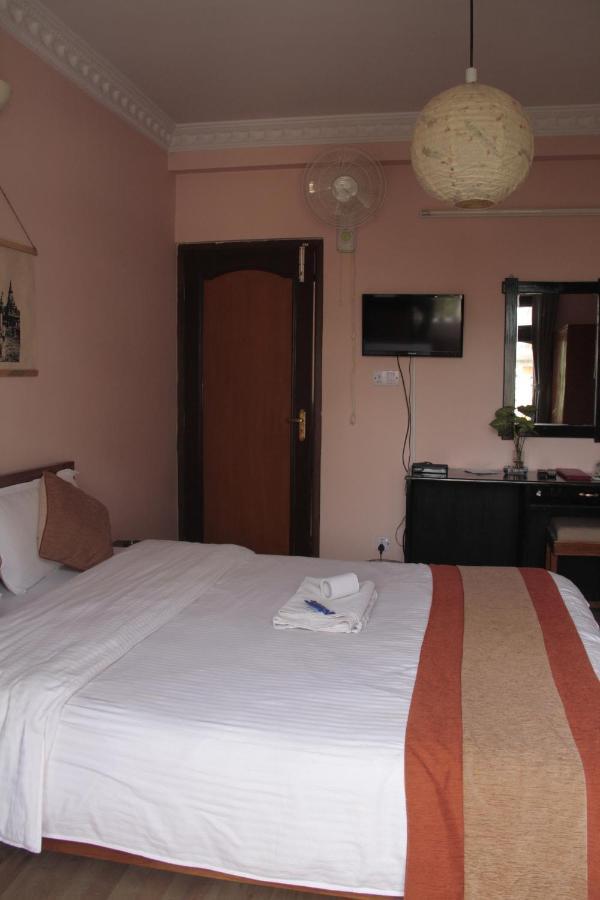 Hotel Lotus Garden Katmandu Kültér fotó